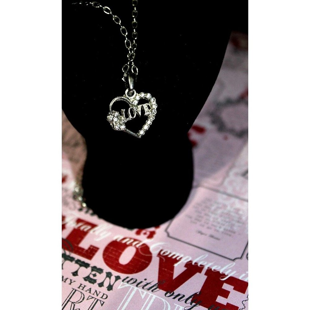 Silver Heart LOVE Necklace Pendant Diamond Rhinestone Chain Romantic Valentine